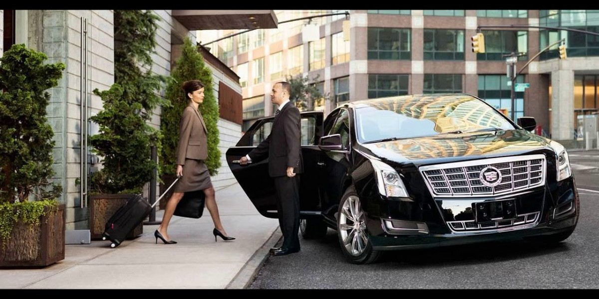 How a Roadshow Limousine Improves Your Investor Meeting Experience